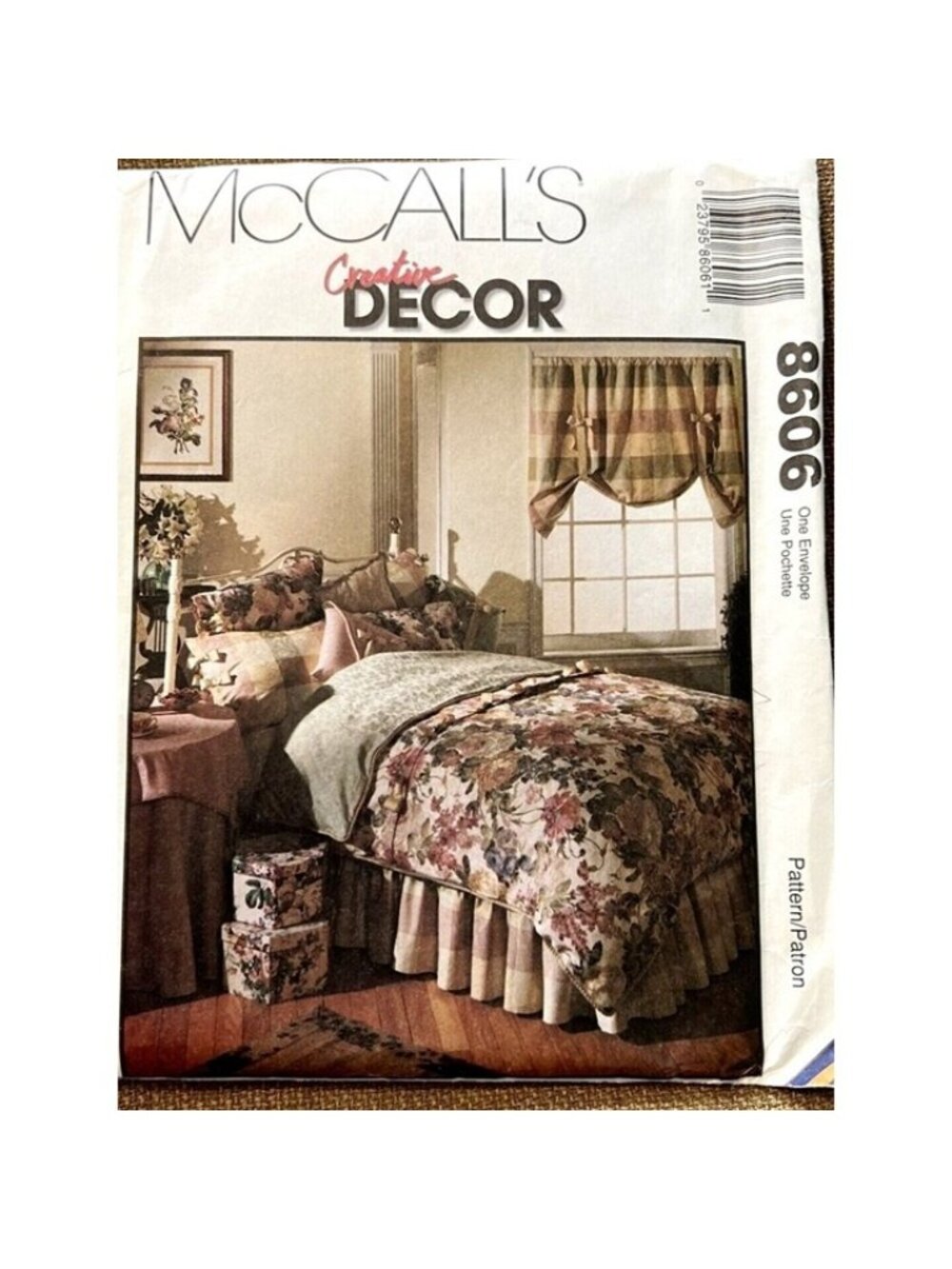 VTG Sew Pattern McCalls 8606 Creative Decor Bedroom Essentials Comforter Pillow